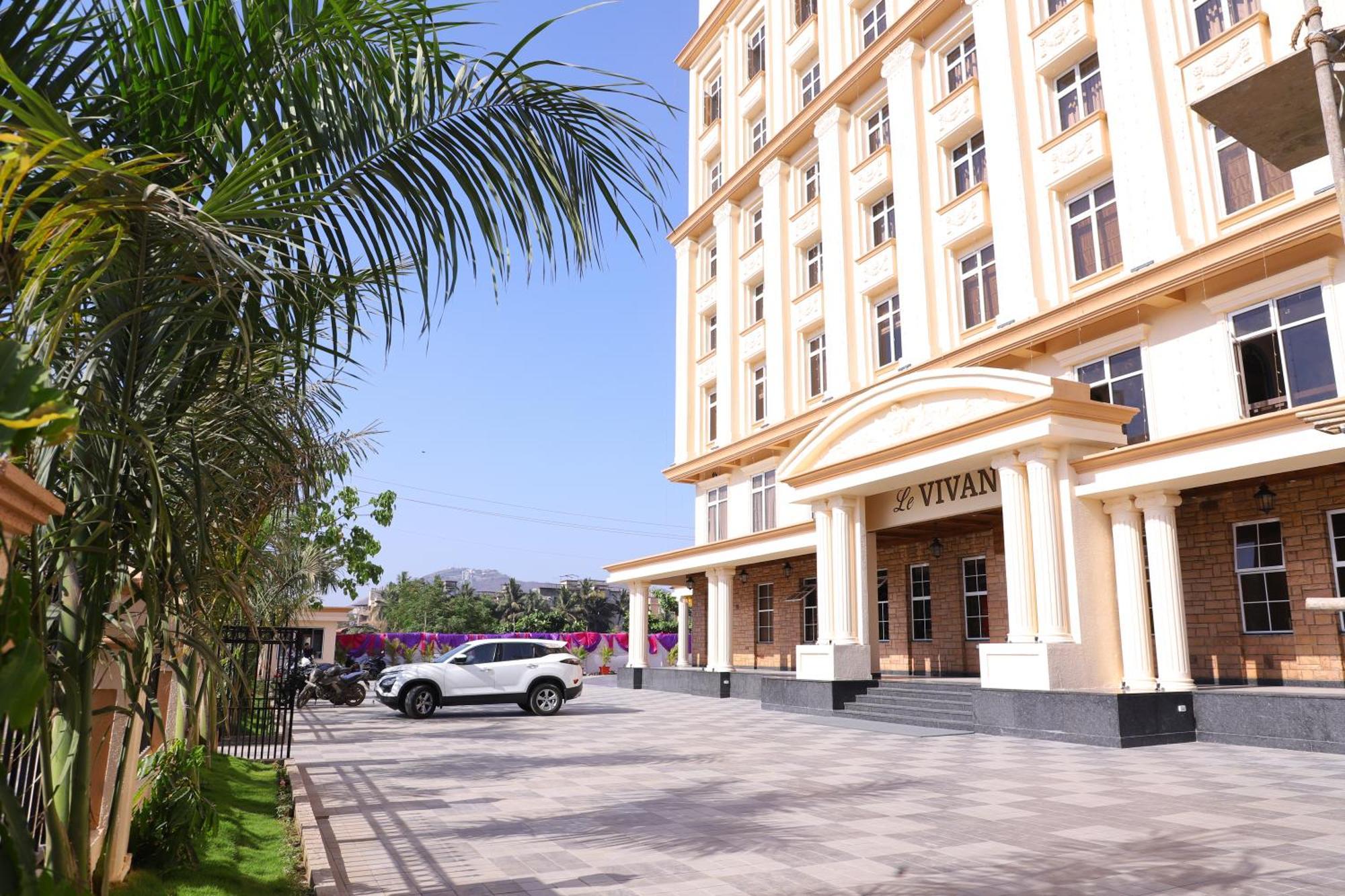Le Vivanta Virār Buitenkant foto